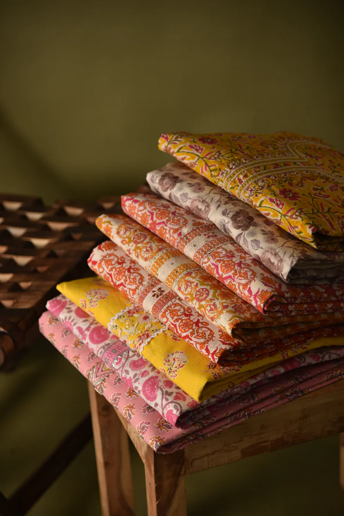unstitched fabric